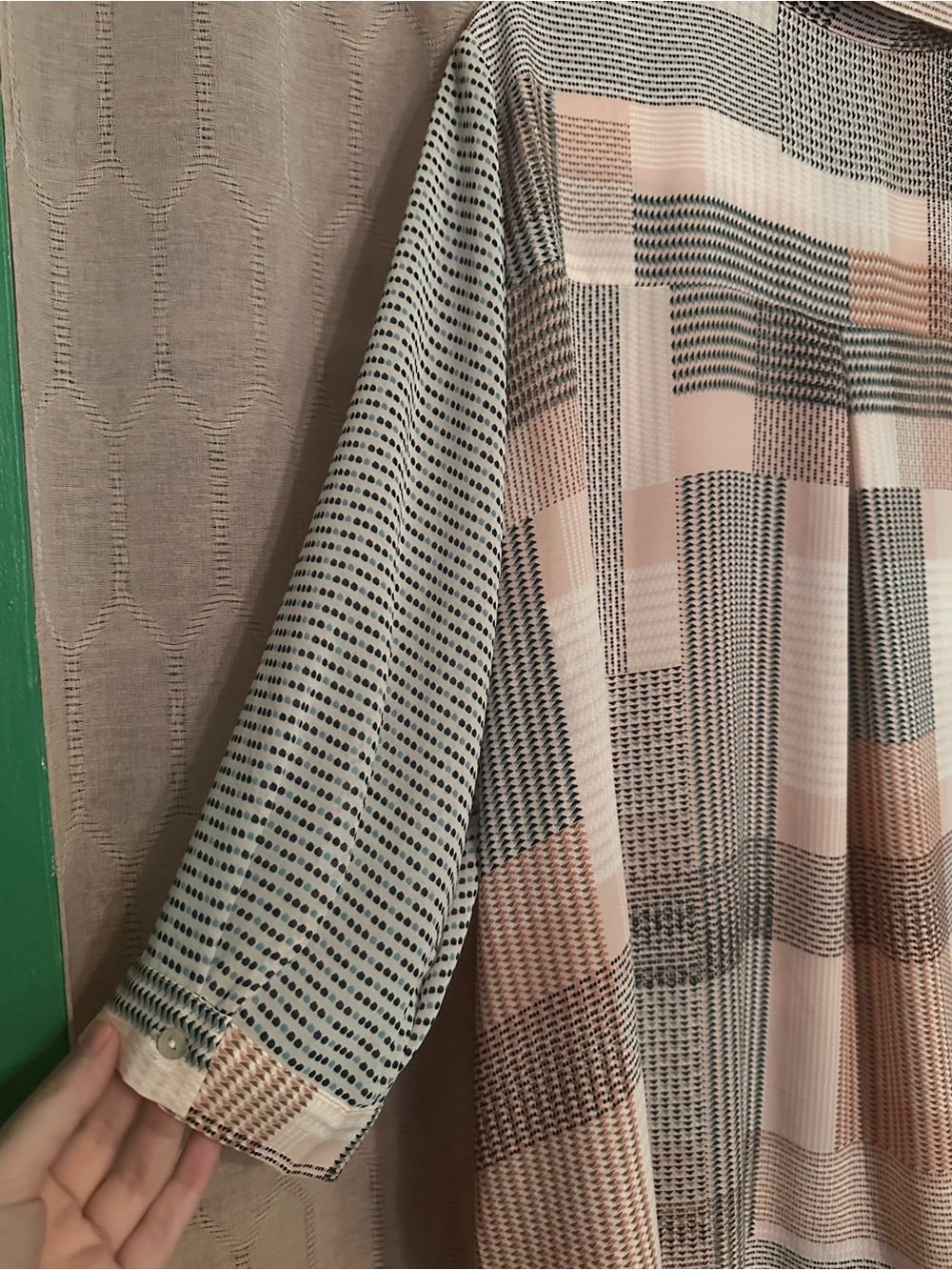 Rose & Olive Patterned Button-Down Shirt - Picture 6 of 6